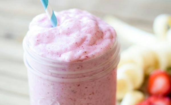 Strawberry Banana Optimized Shake Recipe Image